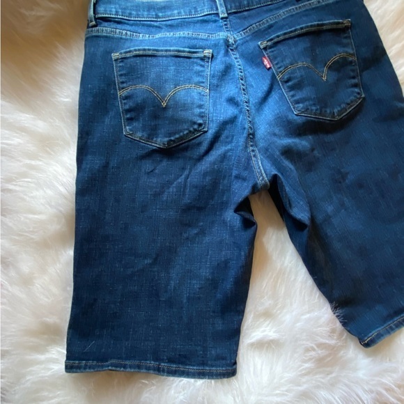 Levi’s Strauss‎ Shorts Women’s Size 32 Bermuda Jeans - Picture 9 of 16